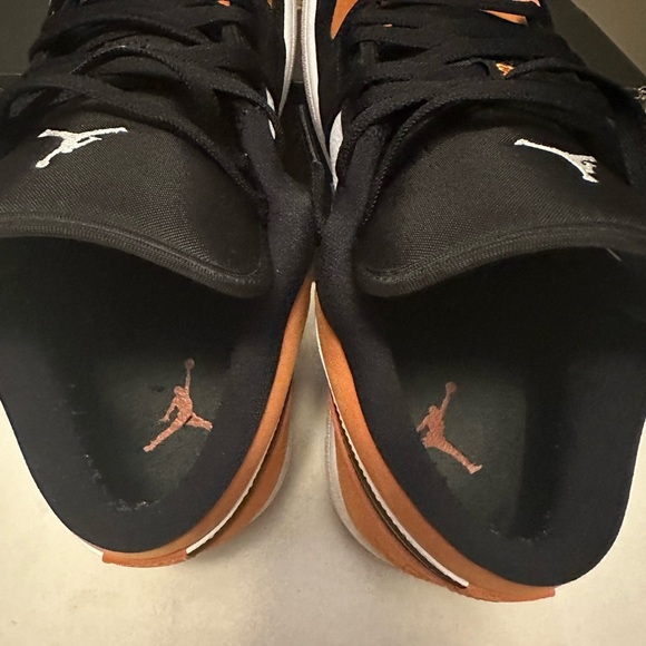 Nike Air Jordan Retro 1 Shattered Backboard Low sz 11 main image 3